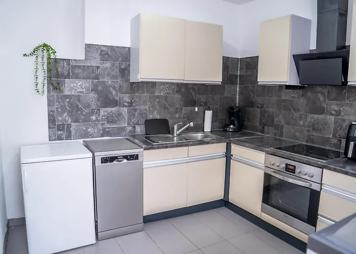 Esperanza-fewo An Der Mosel , Zentral Gelegen, Gemütlich, Mit Schöner Aussicht Bullay